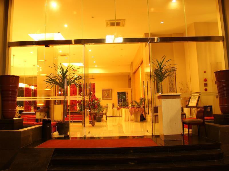 Scarlet Dago Hotel Bandung Exteriör bild