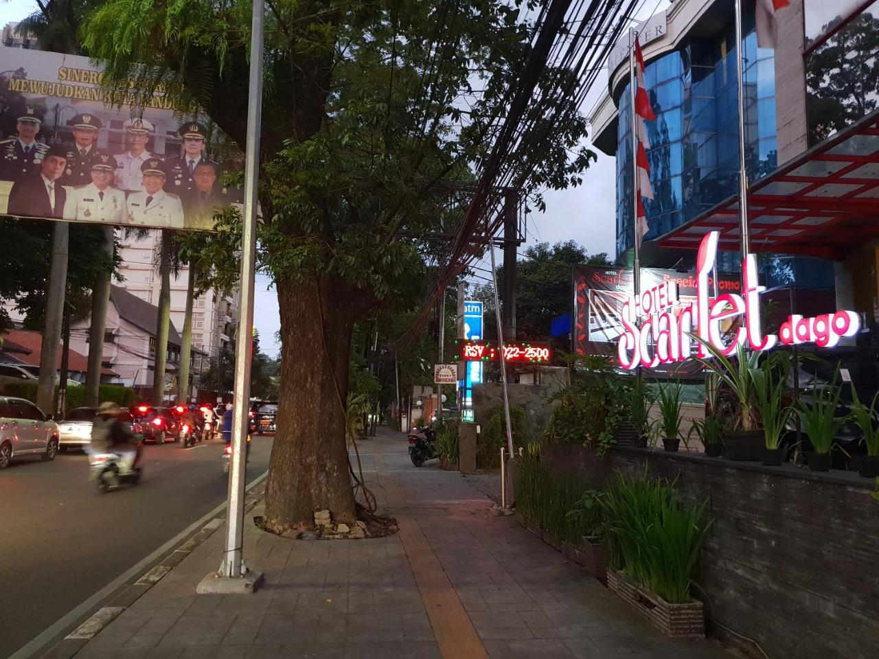 Scarlet Dago Hotel Bandung Exteriör bild