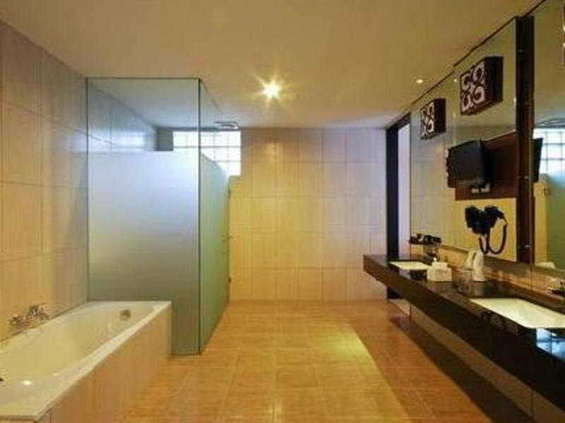 Scarlet Dago Hotel Bandung Exteriör bild